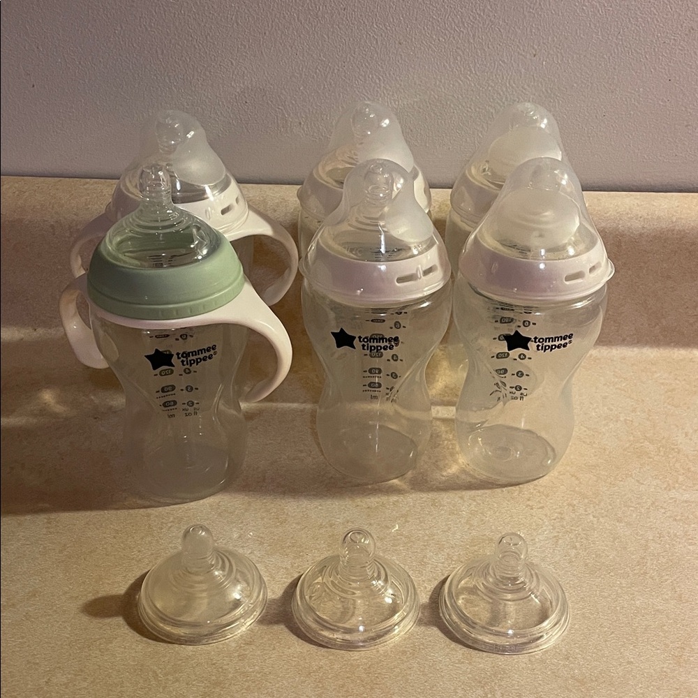 Tommee Tippee Clear and Mint Baby Bottle Set. (Lot #1)